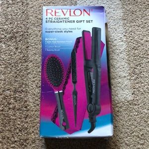 New Revlon ceramic straightener gift set